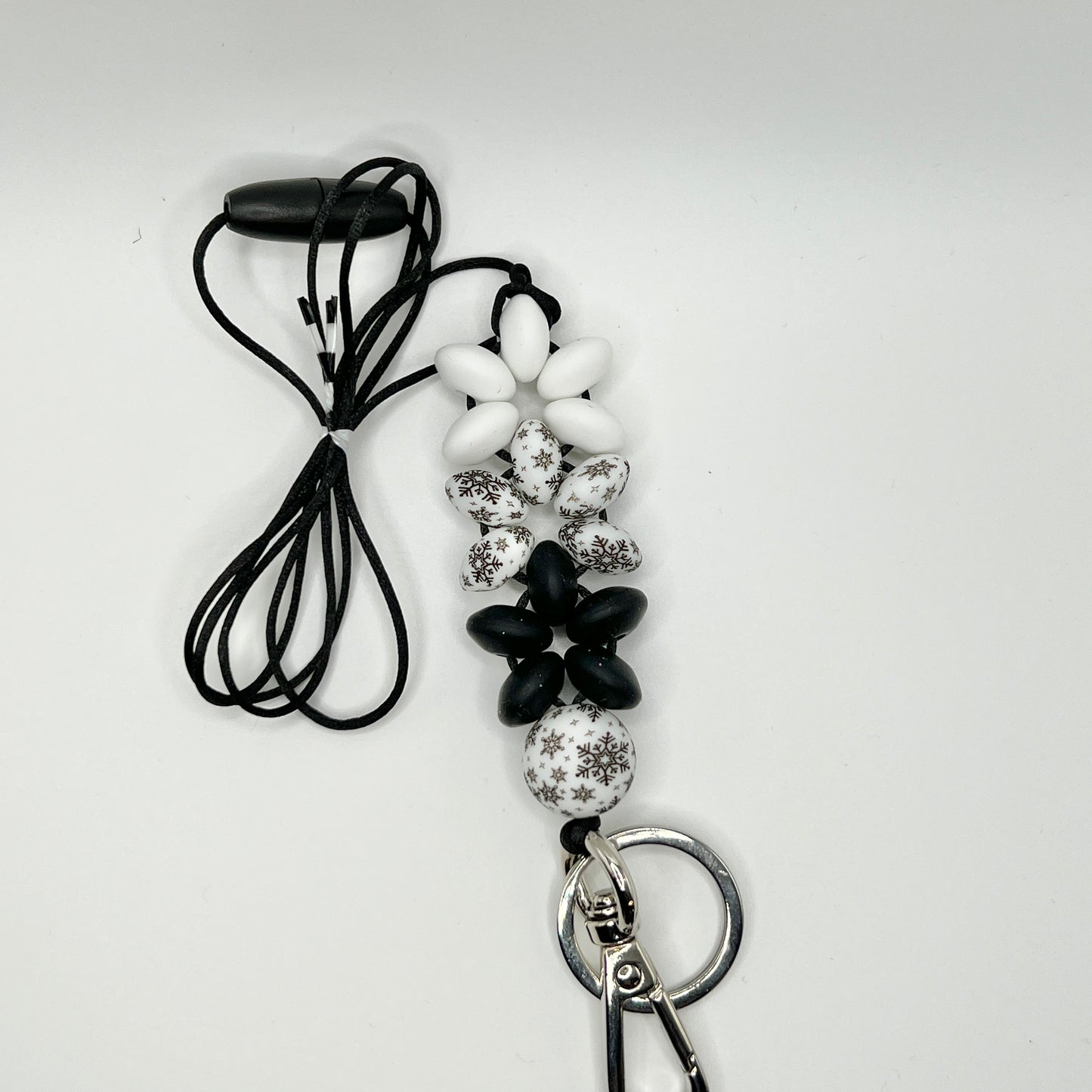 Snowfall Flower Lanyard