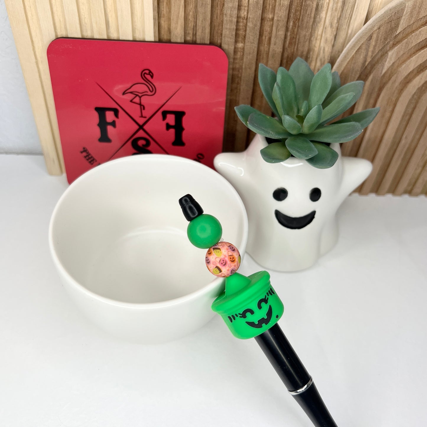 Green Happy Bucket Plastic Pen