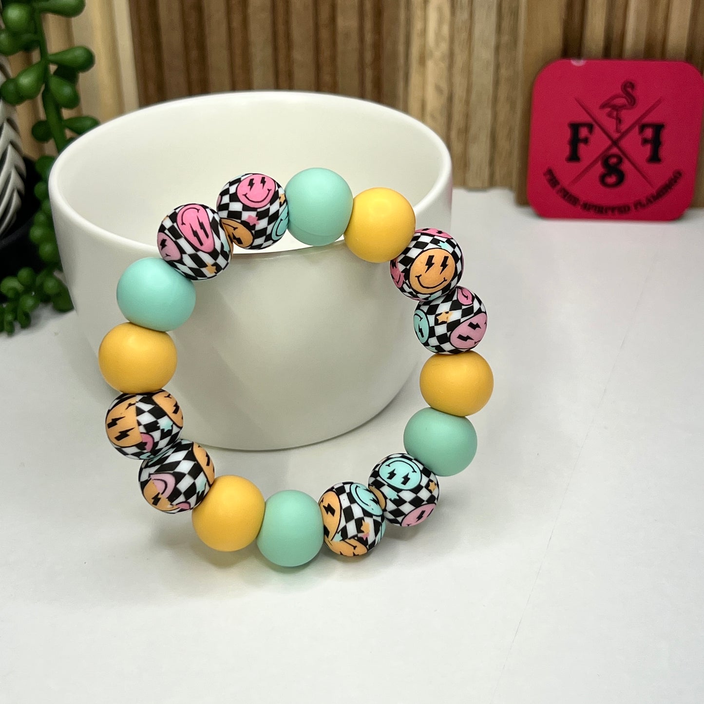 Checkered Smileys Freezer Ring