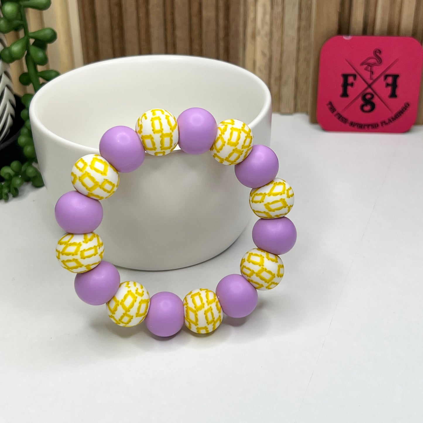 Friend Frame Freezer Ring