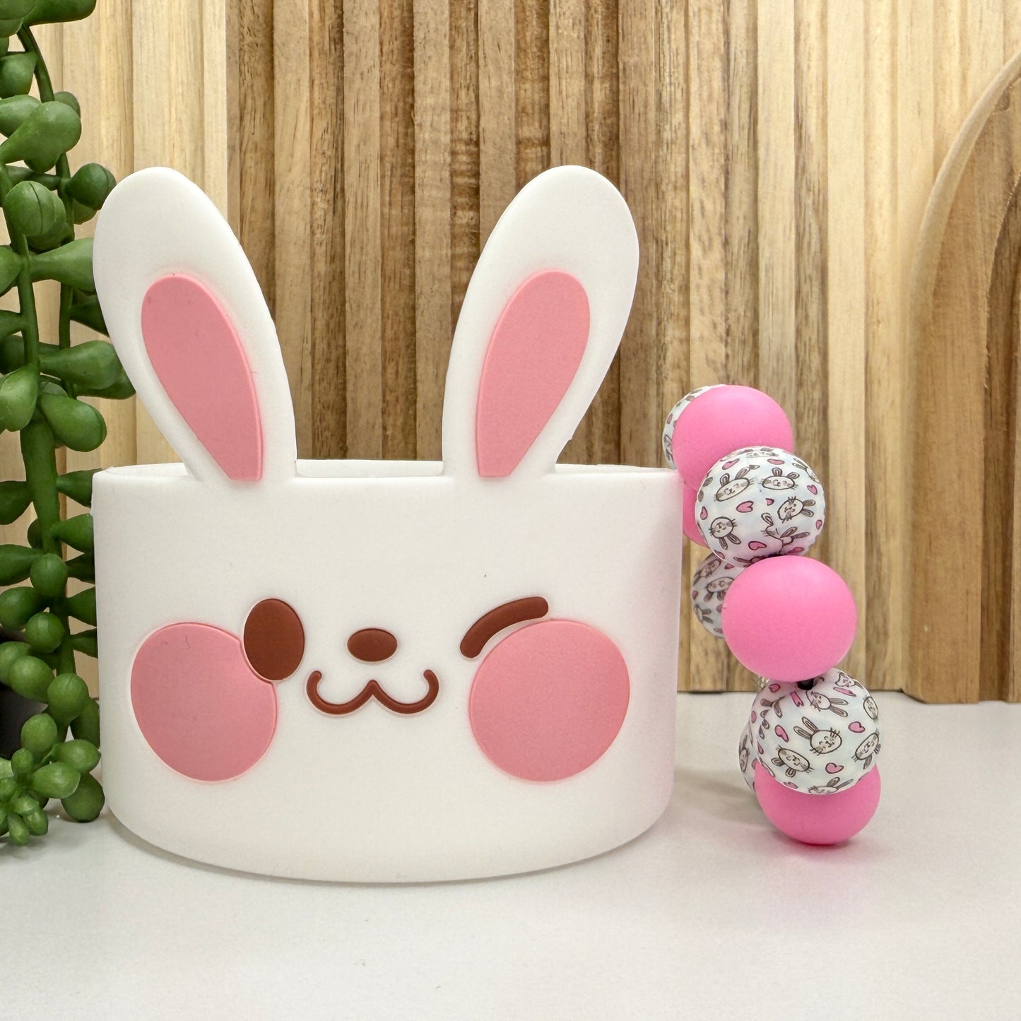 White Bunny Tumbler Boot & Charm Set
