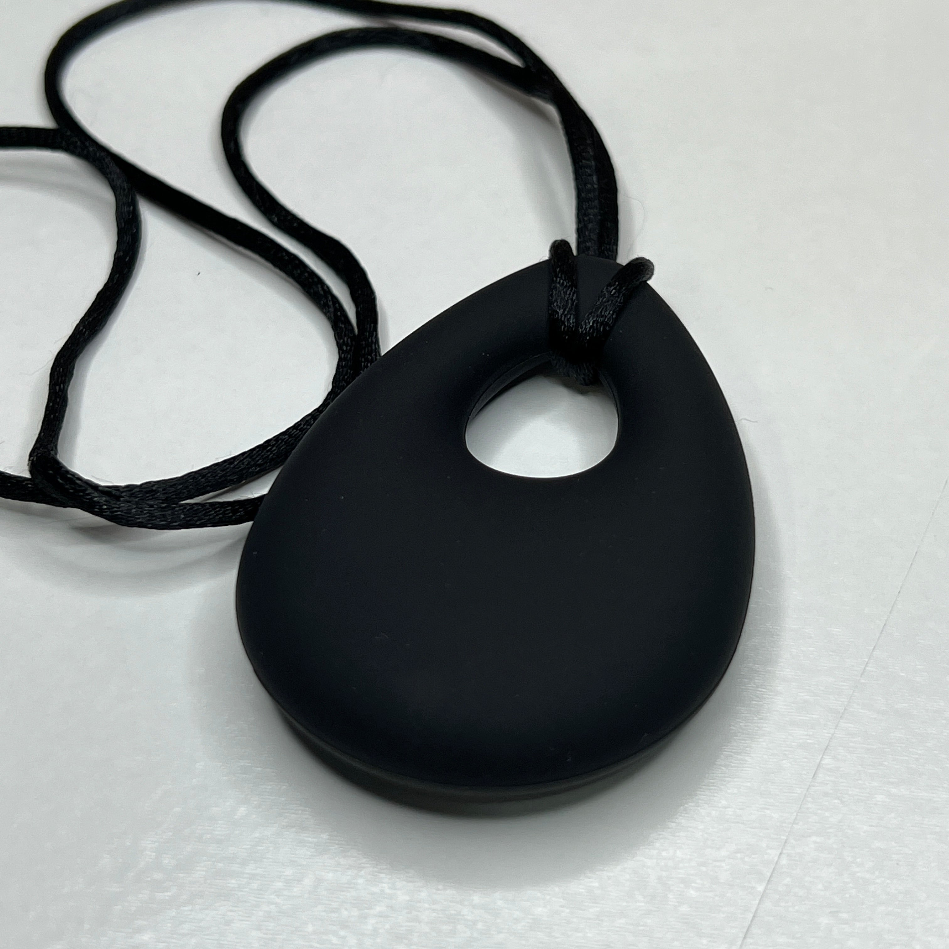 Black Pendant Sensory Chewer
