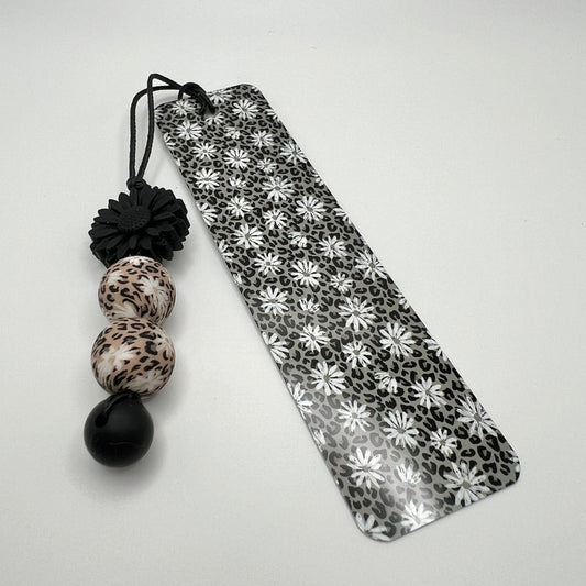 Leopard Daisy Bookmark w/Beads