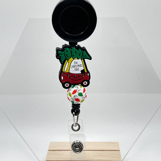 Cozy Coupe w/Tree Badge Reel