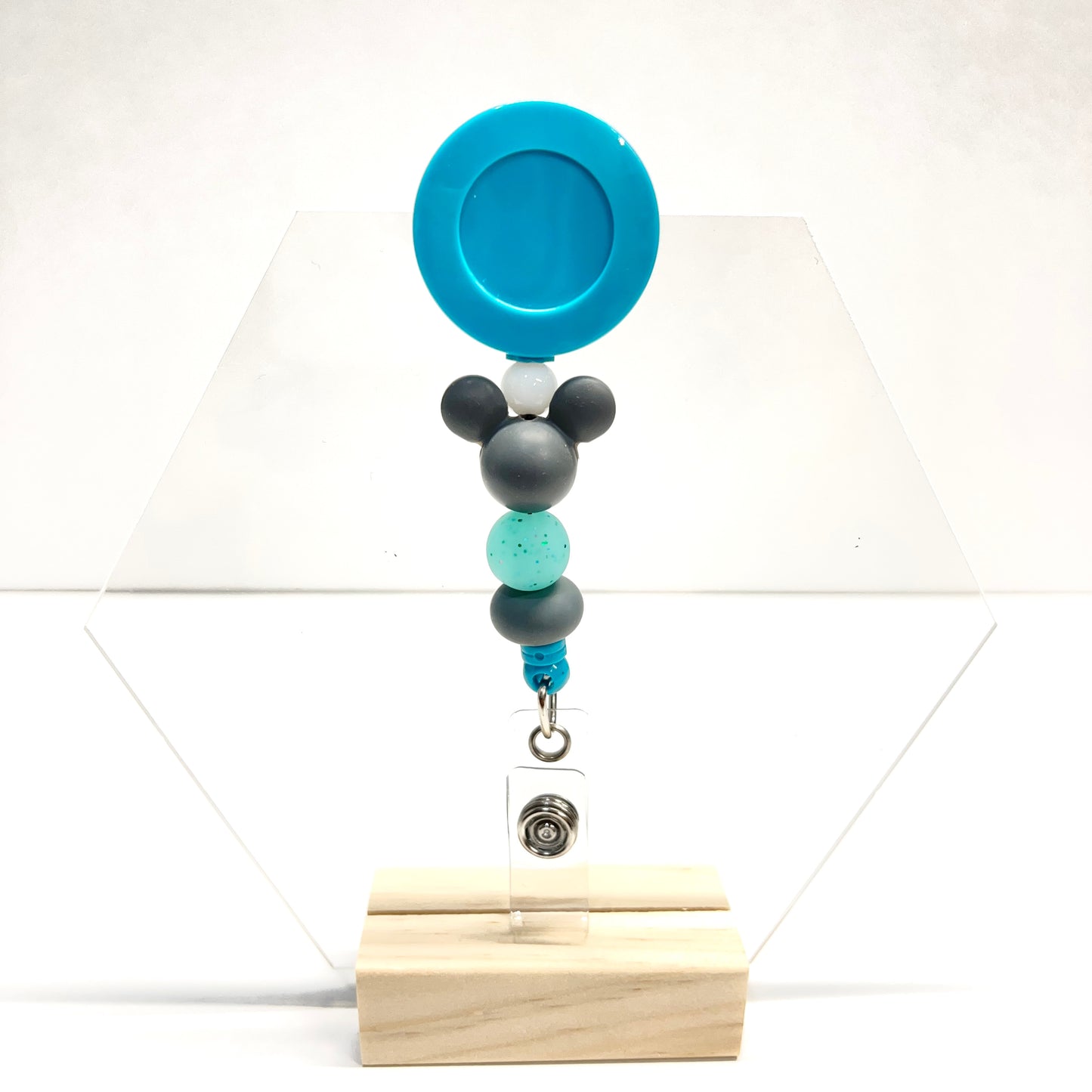 Mouse Head Badge Reel