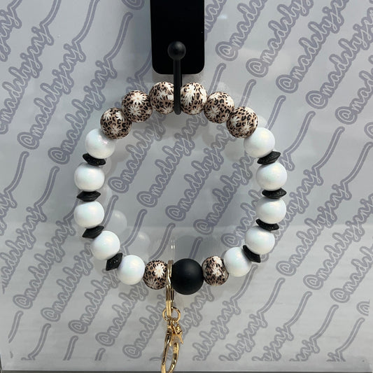 Leopard Daisy Wristlet