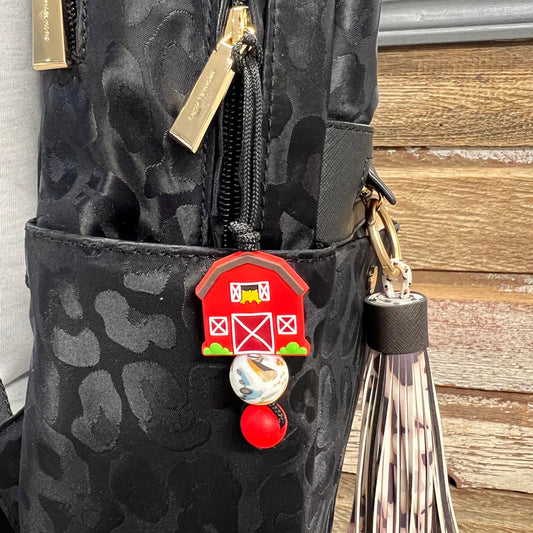Barn Zipper Charm